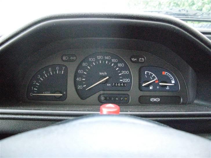 Ford Fiesta 1.3 sport SOLGT billede 8