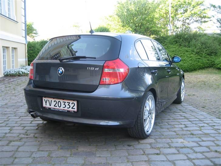 BMW 118d. ***SOLGT*** billede 3