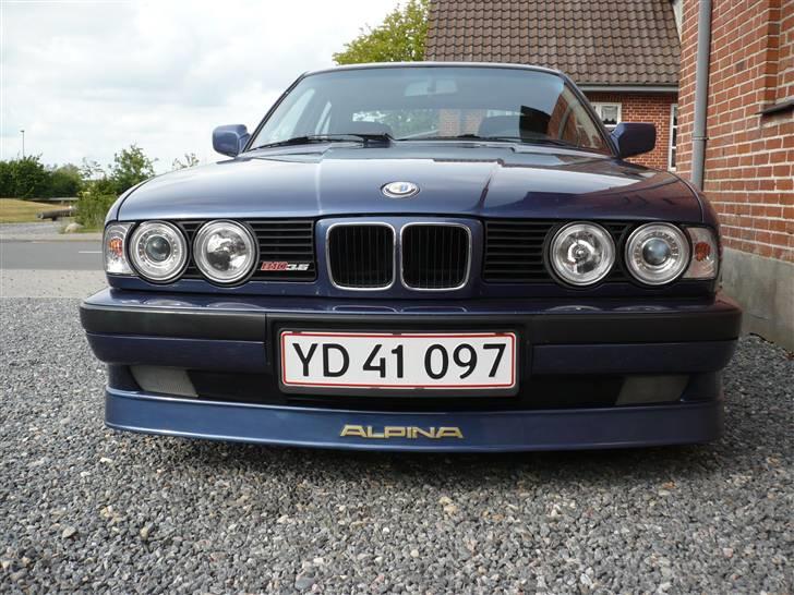 BMW alpina b10 3,5 - nye forlygter med xenon men har stadig de gamle til at ligge hvis den skal laves original igen billede 14