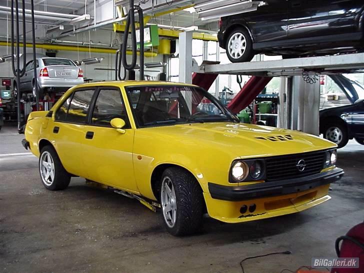 Opel ascona b 2,0E turbo - det var som den så ud sidst den blev lavet i 94 billede 17