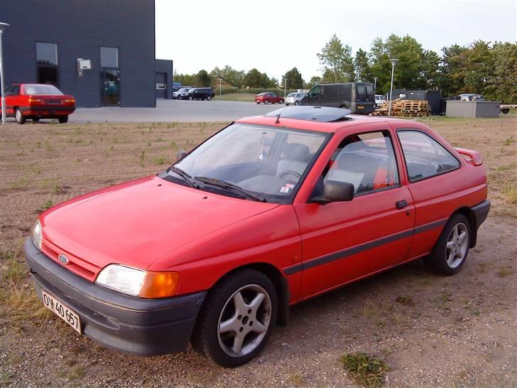 Ford Escort *Solgt* billede 1