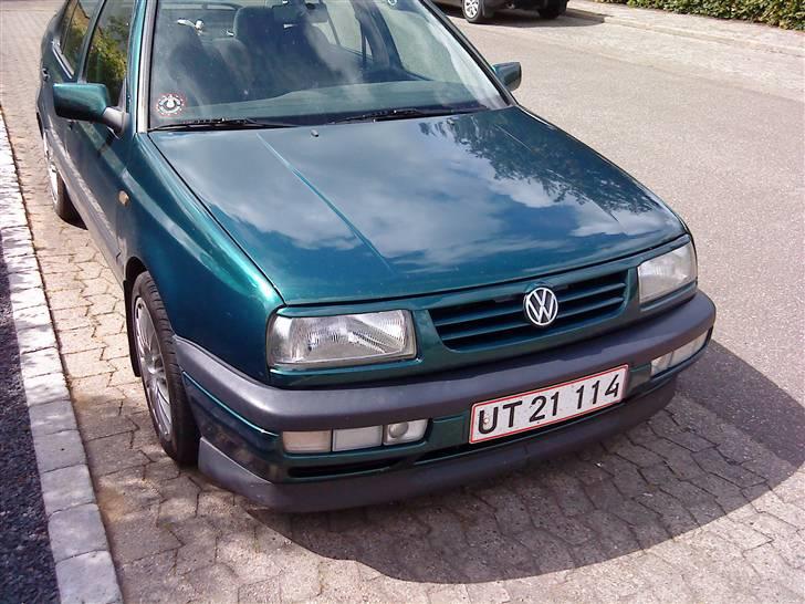 VW Vento  //  SOLGT billede 1