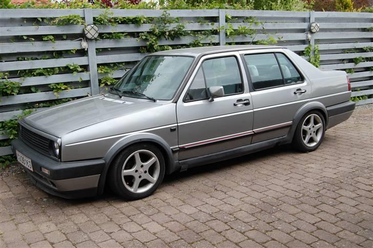 VW Jetta 1,8 GLi 16v SOLGT - The beauty <3 billede 1