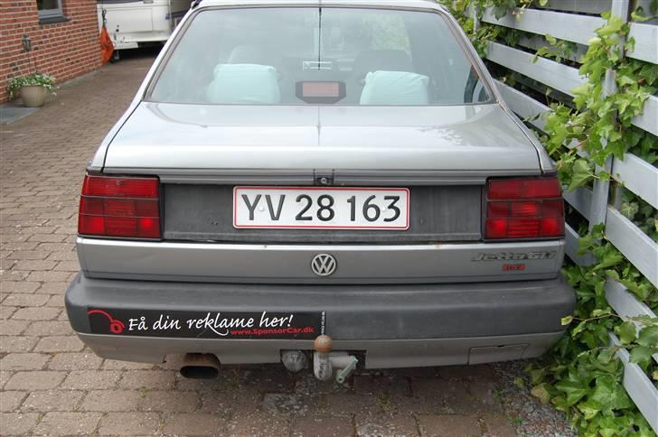 VW Jetta 1,8 GLi 16v SOLGT - Uff, fræk røv :D billede 7