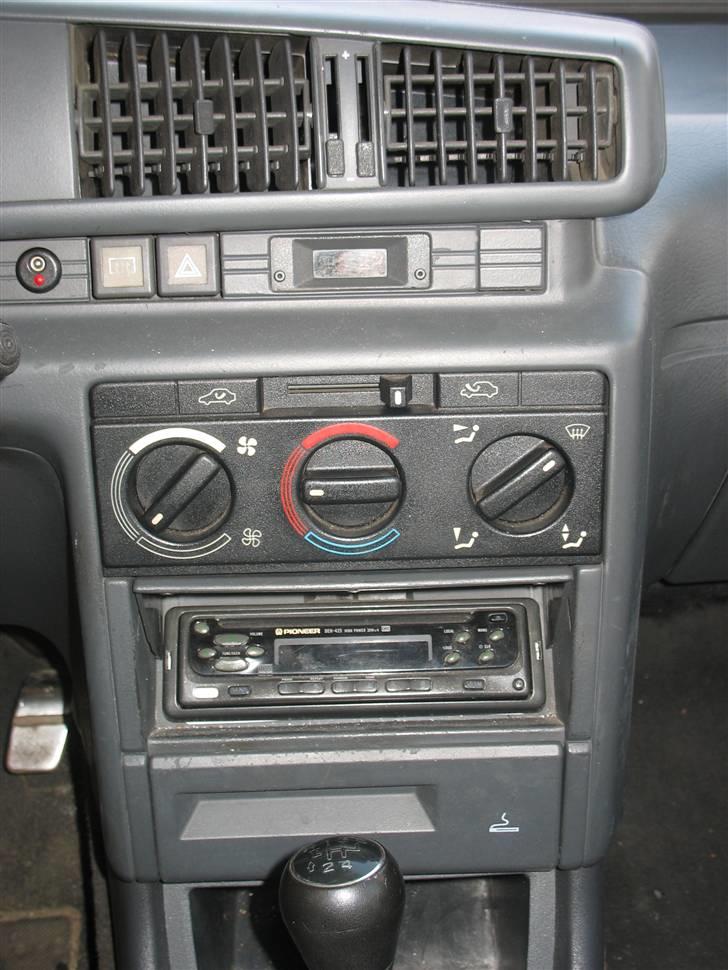 Peugeot 405 SRI *SOLGT* billede 10