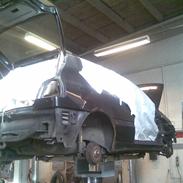 VW golf 3 ( totalt skadet)