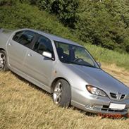 Nissan Primera Sport