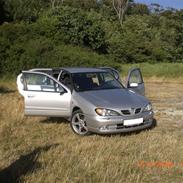 Nissan Primera Sport