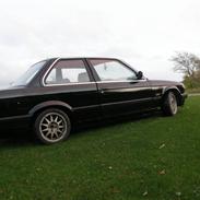 BMW E30 318i solgt
