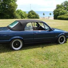 BMW E30 325i Cabriolet