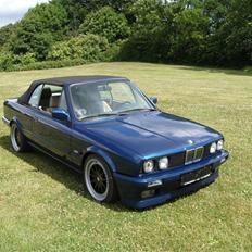 BMW E30 325i Cabriolet