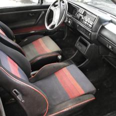 VW Golf 2 GTI 8v (Solgt)