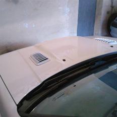 Nissan Sunny GTi - (R)