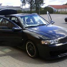 Opel Vectra B 1,8 *SOLGT*