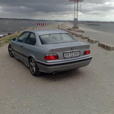BMW 318is