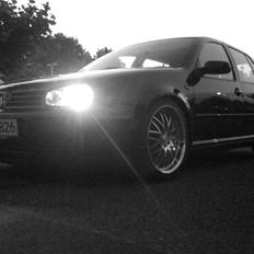 VW GOLF 4 GTI  SOLGT???