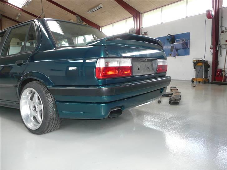 BMW E 30 320i *Solgt* billede 4