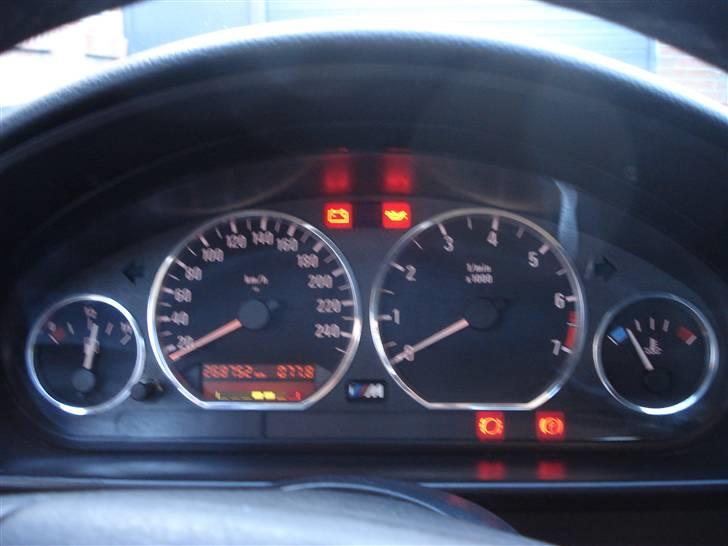 BMW 318 Ti SOLGT billede 5