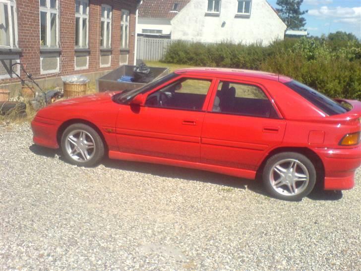 Mazda 323f byttet billede 2