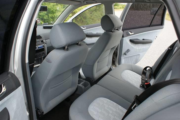 Skoda Fabia Combi *Totalskadet* billede 8