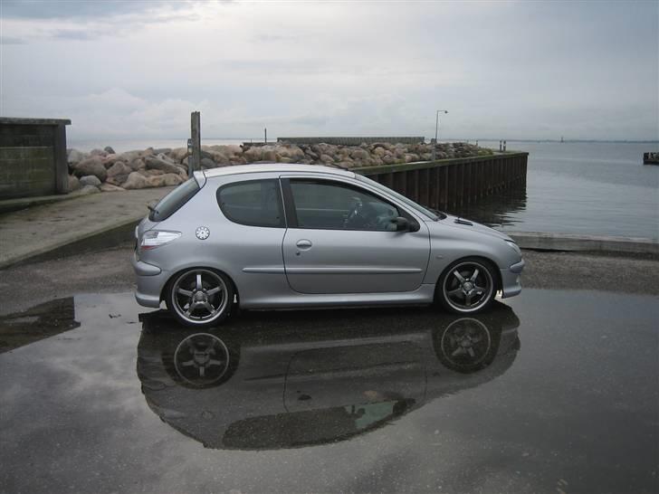 Peugeot 206  billede 1