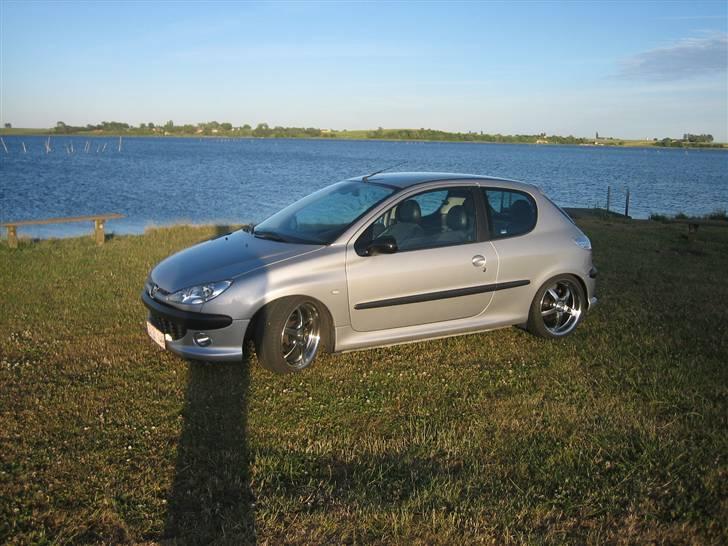 Peugeot 206  billede 2