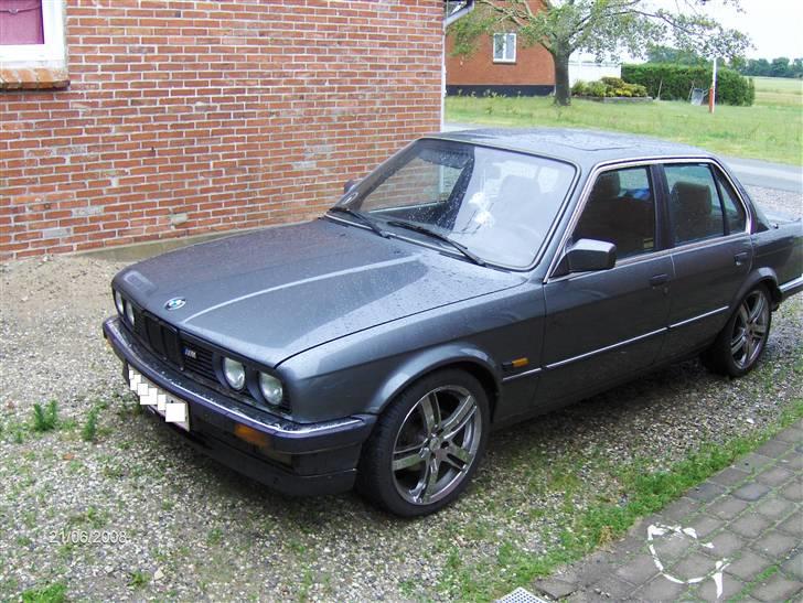 BMW 325i billede 1