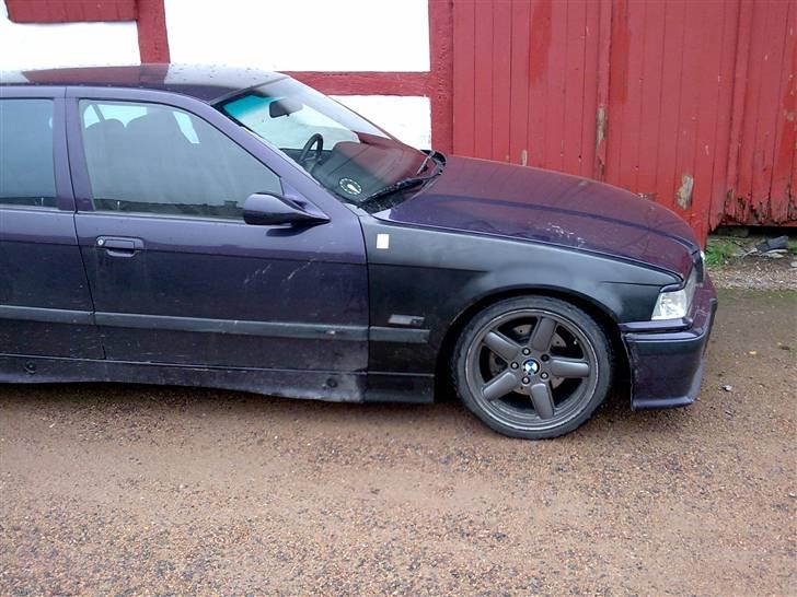 BMW 318i -solgt- billede 2