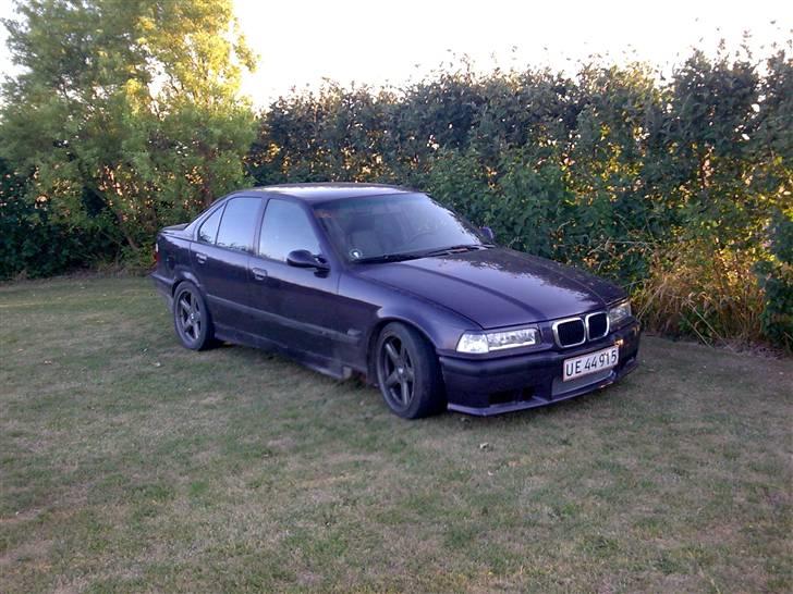 BMW 318i -solgt- billede 3
