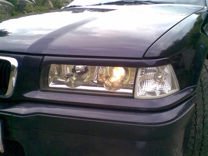 BMW 318i -solgt- billede 4