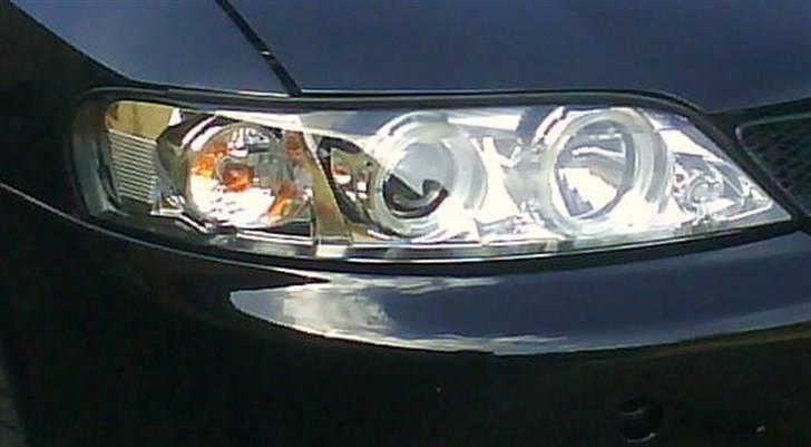 Opel Vectra B 1,8 *SOLGT* billede 8