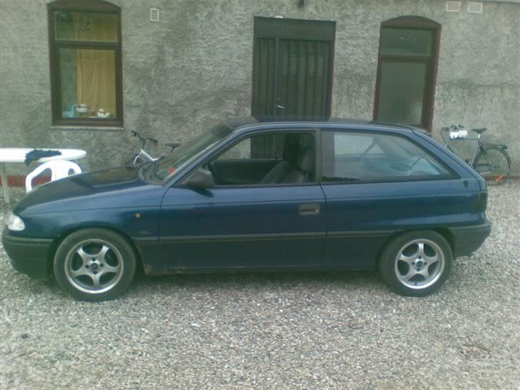 Opel astra f billede 2