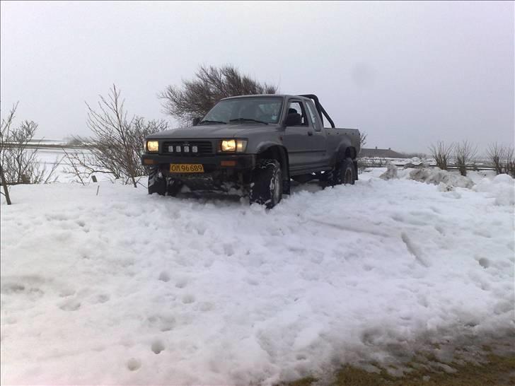 Toyota Hilux solgt billede 1