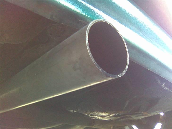 VW Polo 1,6 6n  - hehe ja den er go nok... det er 3" rustfri rør.. :-) billede 3