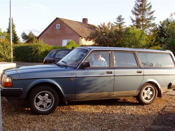 Volvo 245 *kampvognen* *SOLGT* billede 2