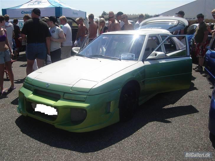 Mazda 323F Solgt billede 5