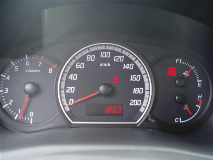 Suzuki Swift 1.3 GL-S TOTALSKADET billede 12