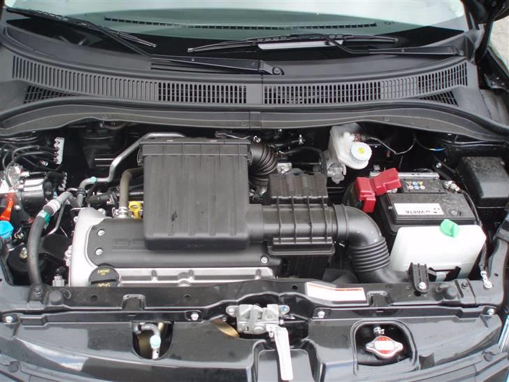 Suzuki Swift 1.3 GL-S TOTALSKADET billede 15