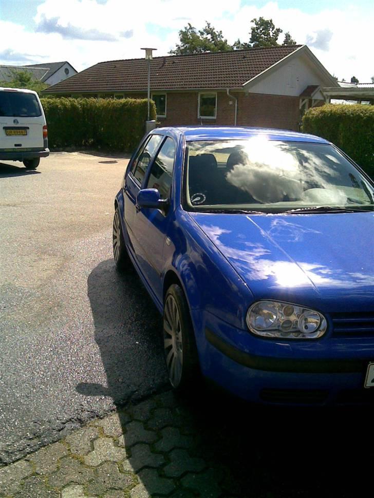 VW Golf 4 //Tidliger// - Der havde jeg lige fået den :P billede 7