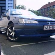 Peugeot 406 1,8 SR (Solgt)