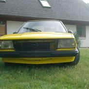 Opel ascona