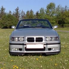 BMW 320i cabriolet (solgt)