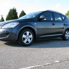 Kia Ceed SW 1.6 CRDI "SOLGT"