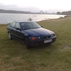 BMW 320i E36 *SOLGT*