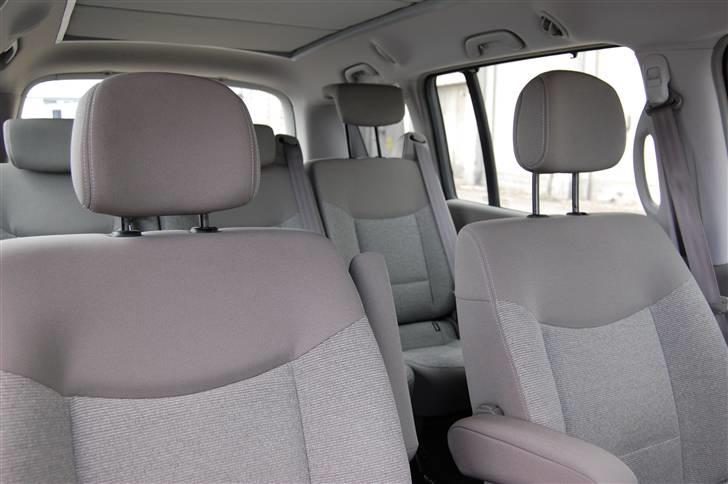 Renault Espace 2,2 DCI - Passagersæderne, har selvfølgelig glemt at tage et billede af førersædet :/ billede 6