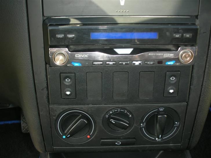 VW GOLF 4 SOLGT billede 9