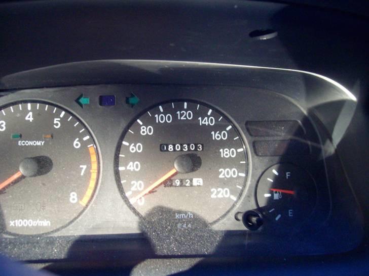 Toyota Corolla  Solgt  - 80xxx er ingenting i en Corolla billede 9