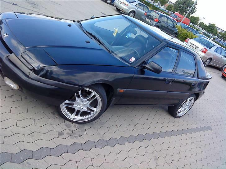 Mazda 323 f SOLGT billede 3