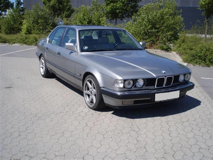 BMW 730i billede 2