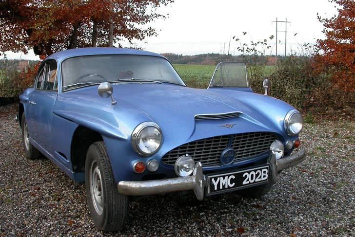 Jaguar XJ 6 COUPE - Lige et pic af min fars englænder. En jensen 541S, som han er igang med at istandsætte. billede 19